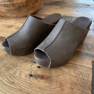Chocolat Blu Wynn Wedges - New
